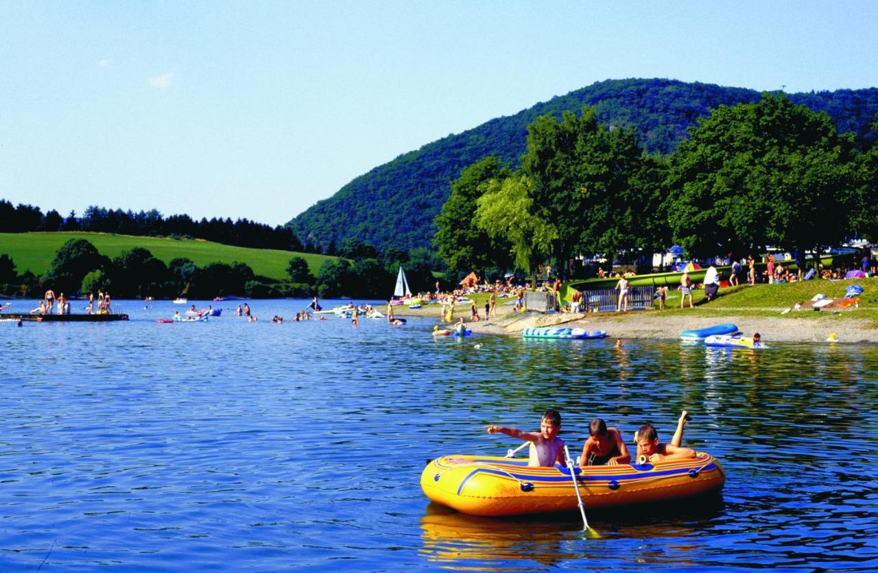 Komfort-Fewo Am Stryckteich Apartment Willingen  Bagian luar foto